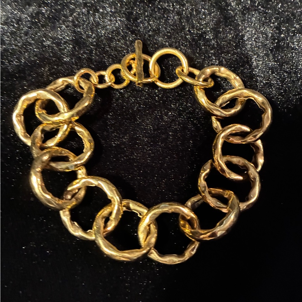 Chunky Hammered Gold Link Bracelet 8” Toggle Clasp